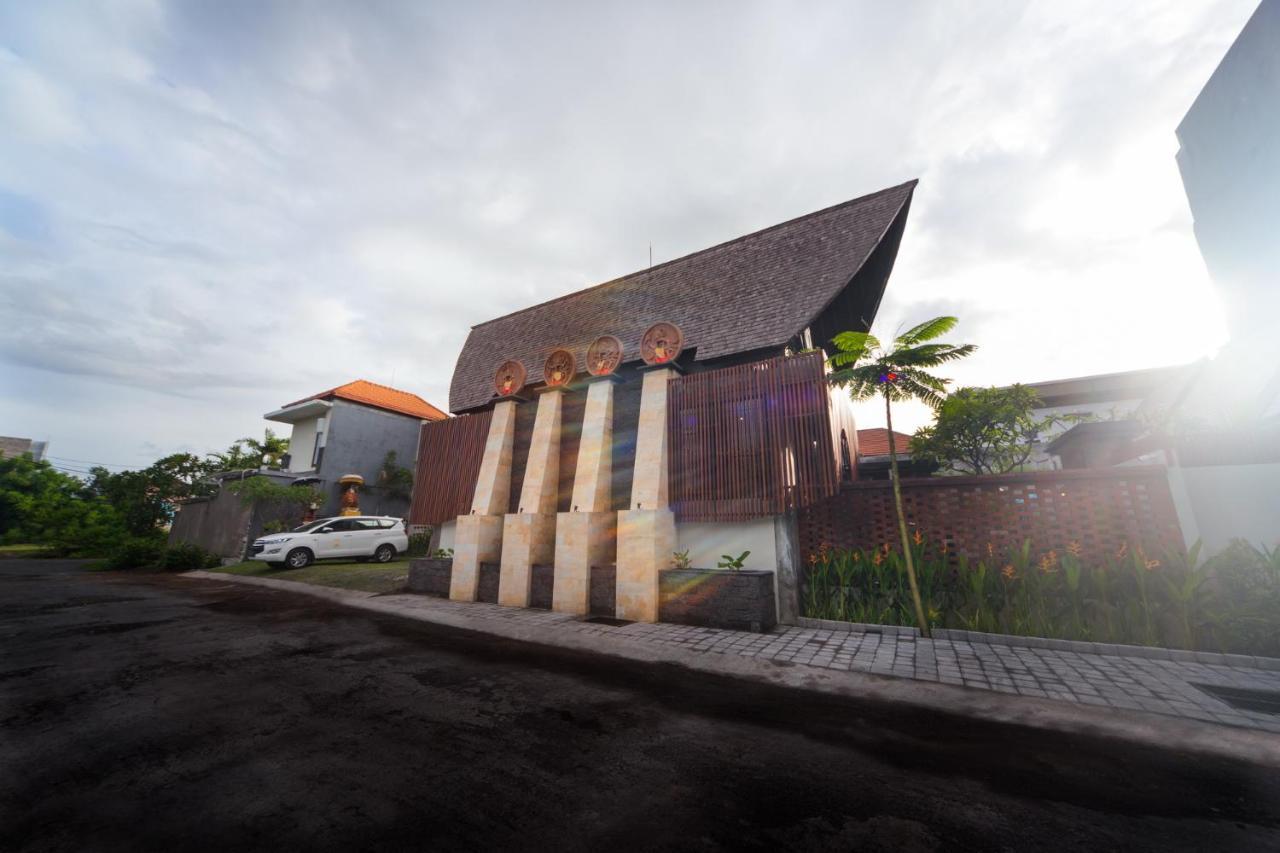 Kusuma Living And Villa Seminyak Exteriör bild