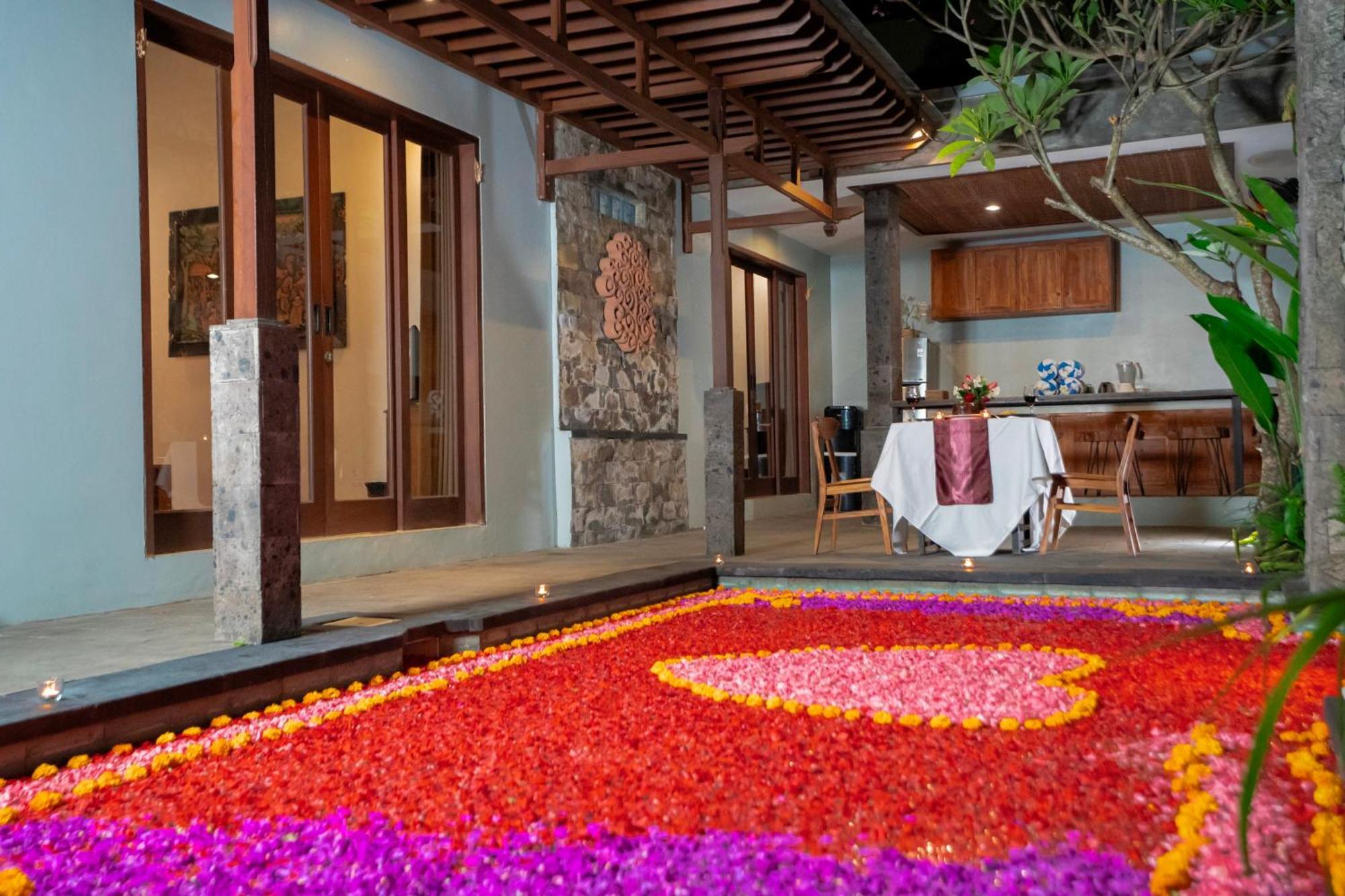 Kusuma Living And Villa Seminyak Exteriör bild