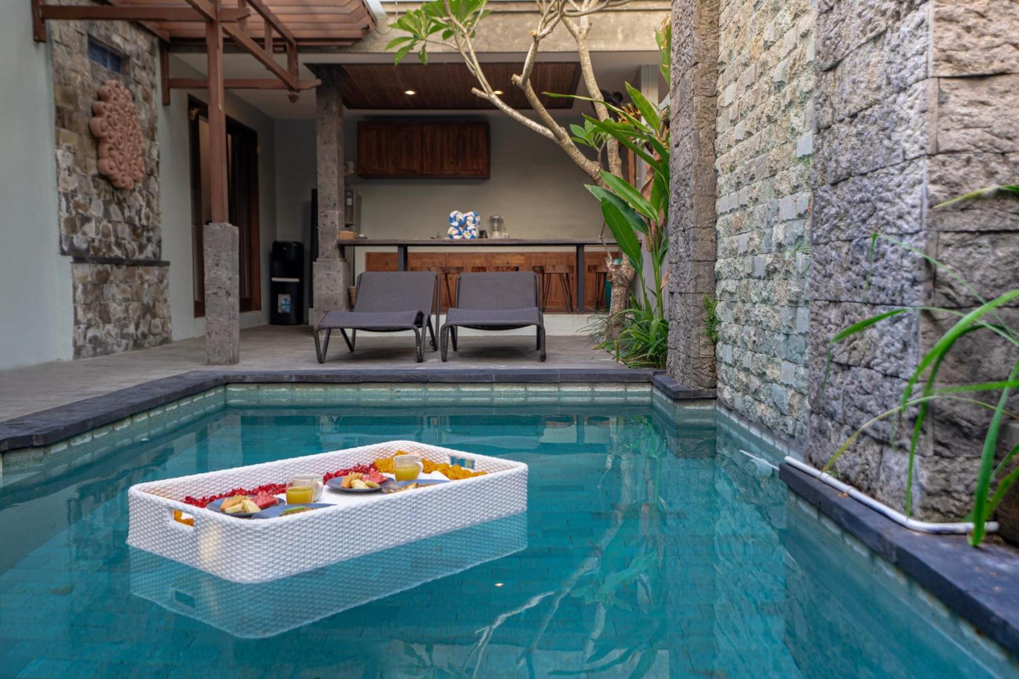 Kusuma Living And Villa Seminyak Exteriör bild
